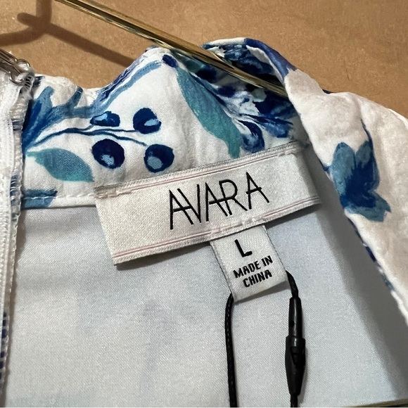 Avara | NWT Peyton Dress Balloon Sleeve High Neck Chinoiserie Floral Size L - Picture 3 of 15